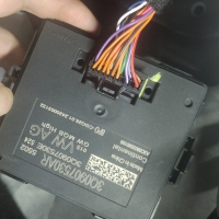 駕校OBD接入CAN總線(xiàn)數(shù)據(jù)大眾朗逸儀表網(wǎng)關(guān)位置